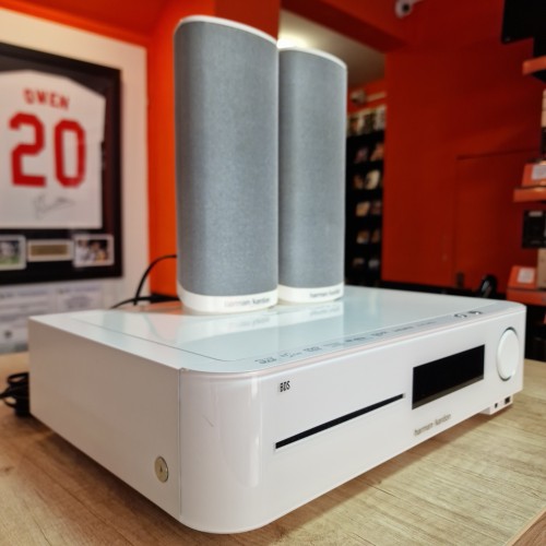 Blu-ray Player Harman Kardon BDS-270, 2.1, 2x Satelit, Lipsa Subwoofer/Telecomanda, HDMI, USB, FM, 3D, White
 Blu-ray Player Harman Kardon BDS-270, 2.1, 2x Satelit, Lipsa Subwoofer/Telecomanda, HDMI, USB, FM, 3D, White