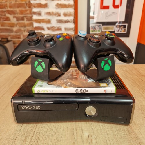 Consola Microsoft Xbox 360S 250 Gb, 2x Controller Microsoft Xbox 360, Wireless, Black + MMA - Joc Xbox 360
 Consola Microsoft Xbox 360S 250 Gb, 2x Controller Microsoft Xbox 360, Wireless, Black + MMA - Joc Xbox 360