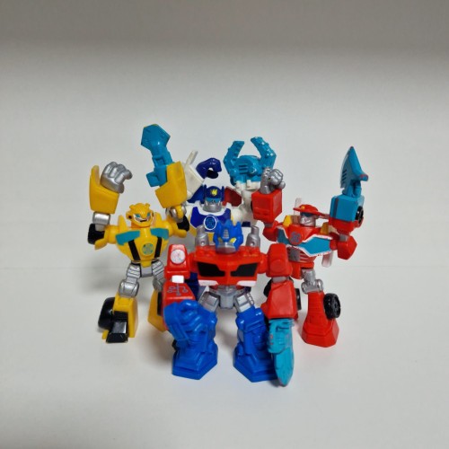 Set 4x Figurina Transformers
