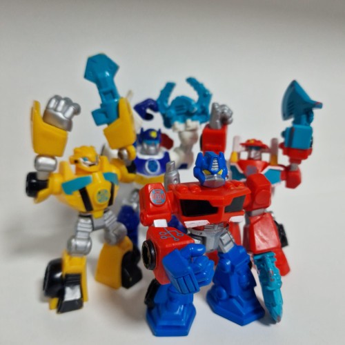 Set 4x Figurina Transformers
 Set 4x Figurina Transformers