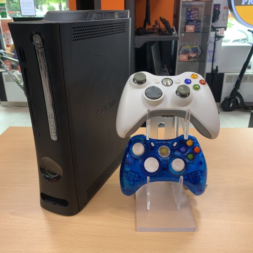 Consola Microsoft Xbox 360 120GB + 2 Controllere cu fir
