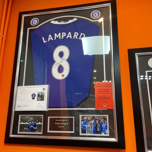 Tablou de colectie cu Tricou inramat Chelsea 2016-2017, Semnatura olografa Frank Lampard, cu Certificat de Autenticitate