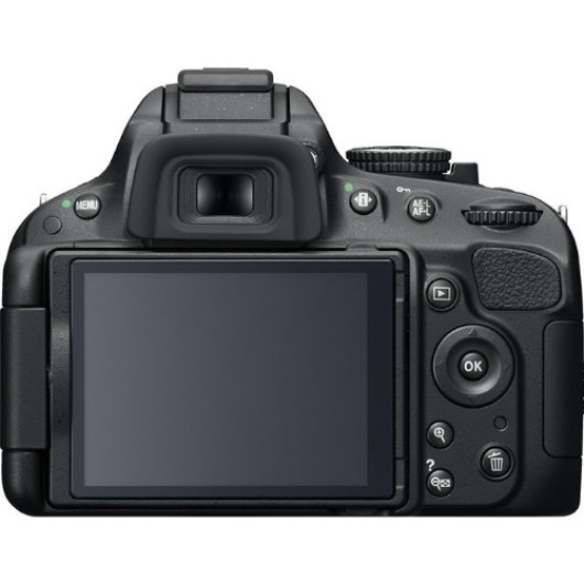 Aparat foto Nikon D5100 + Obiectiv DX AF-S 18-55mm 1:3.5-5.6G VR