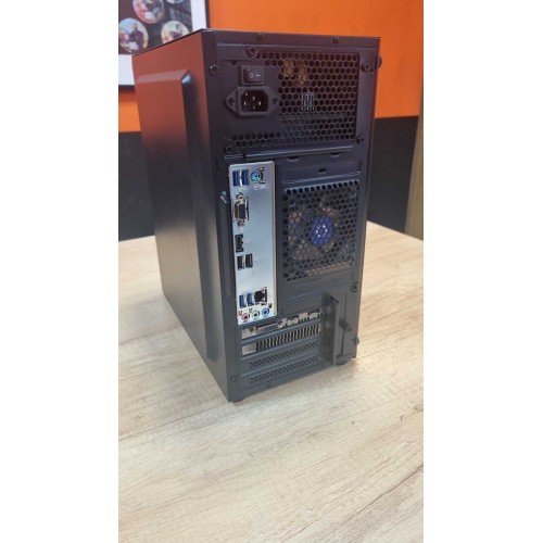 Unitate PC Gaming Aqiris, Procesor AMD Ryzen 5 5600GT, 16 Gb RAM DDR4, Placa de Baza ASUS Prime A520M-K, SSD M.2 Kingston 512 Gb, nVidia GeForce GTX 1660 SUPER 6 Gb, Sursa Zillion DW 550W
 Unitate PC Gaming Aqiris, Procesor AMD Ryzen 5 5600GT, 16 Gb RAM DDR4, Placa de Baza ASUS Prime A520M-K, SSD M.2 Kingston 512 Gb, nVidia GeForce GTX 1660 SUPER 6 Gb, Sursa Zillion DW 550W