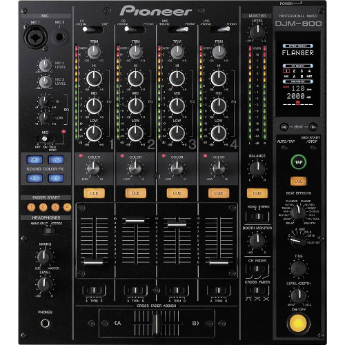 Mixer DJ Pioneer DJM-800, 2 Canale, 3 Intrari RCA, 2 Intrari Phono, Intrari Microfon, Afisare BPM, EQ, Gain, Iesire XLR si RCA stereo, Negru
