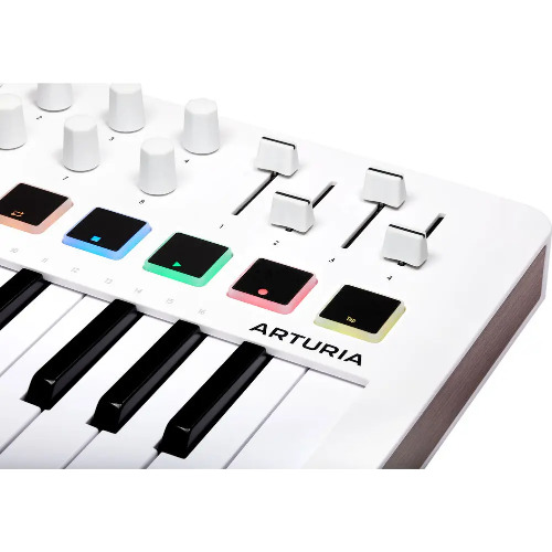 Controller MIDI Arturia MiniLab mkII, Ecran LED, 25 clape sensibile la viteza, 2 benzi tactile , 8 pad-uri, USB-C, Alb Controller MIDI Arturia MiniLab mkII, Ecran LED, 25 clape sensibile la viteza, 2 benzi tactile , 8 pad-uri, USB-C, Alb