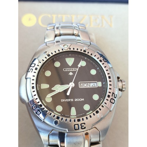 Ceas Barbatesc Citizen Promaster 5502-H15075 41mm, Quartz, Calendar, Otel Inoxidabil

