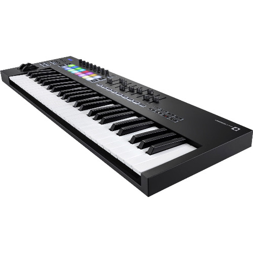 Controller MIDI Novation Launchkey MK3, 49 Clape, 16 Pad-uri Iluminate RGB
