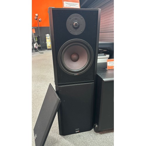 Set Boxe Raft MB Quart 290, 2 Cai, Diametru Bass 20 Cm, 4 Ohm, 90/110 W, Frecventa 40-32 000Hz, Negru
Set Boxe Raft MB Quart 290, 2 Cai, Diametru Bass 20 Cm, 4 Ohm, 90/110 W, Frecventa 40-32 000Hz, Negru